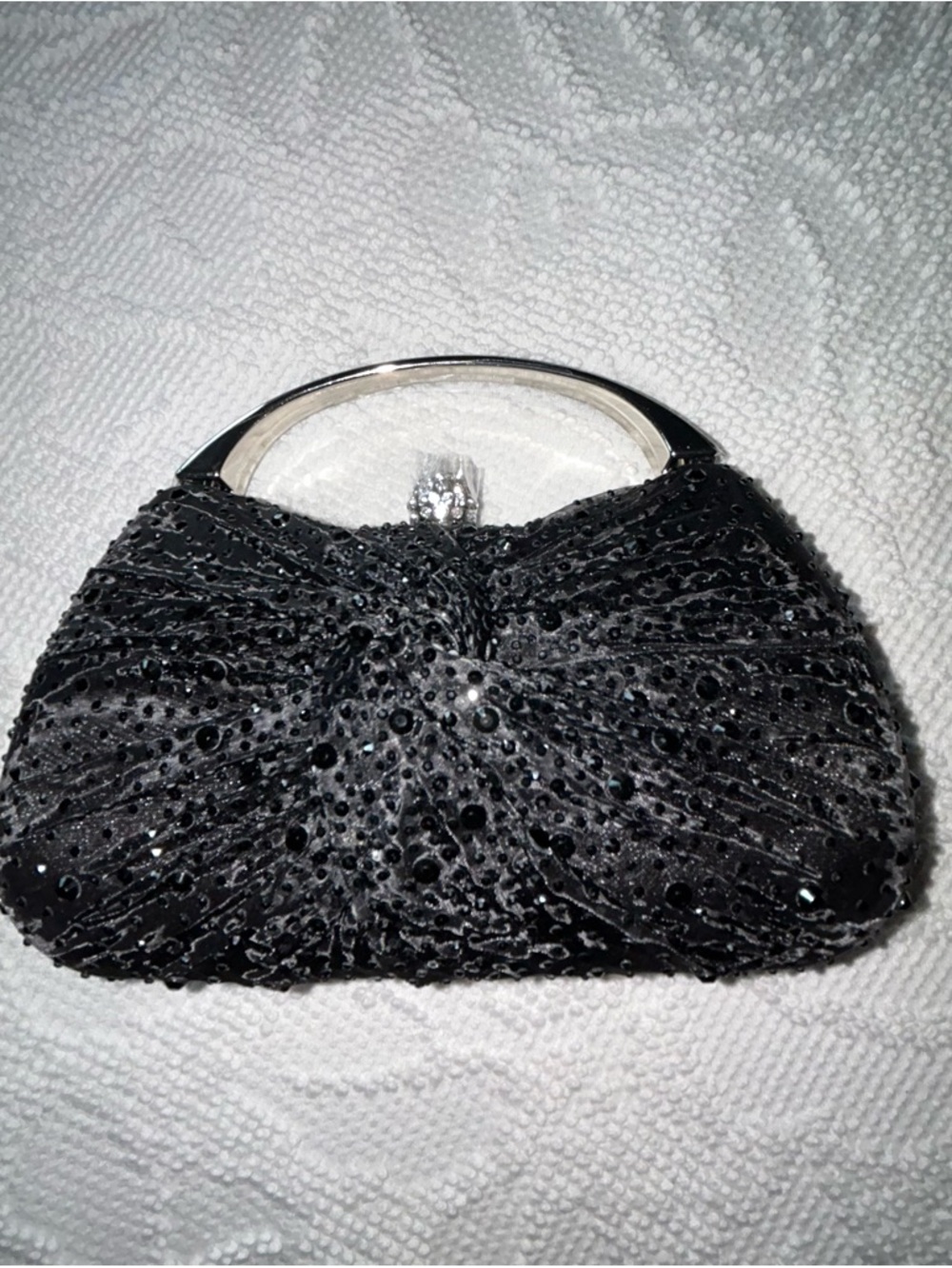 BRANDO-CC by Nina - Crystal Imbedded Minaudierre Black Clasp Bag NWT Retail $88